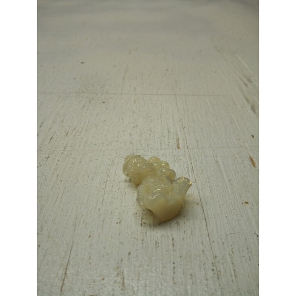 MIB MOSSER GLASS 1-5/8" "PEE WEE"THE BALLOON CLOWN CREAM COLORED GLASS - Picture 3 of 5